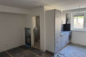 4x Erstbezug | freundliches Studenten Apartment | Einbauküche | KFW55 | ER-Zentrum – Anton-Bruckner-Str. 8, 91052 Röthelheim, Erlangen – Vorschaubild 2
