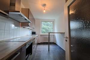 Helle, frisch renovierte 3-Zimmer-Wohnung mit Süd-Balkon, Einbauküche und saniertem Vollbad – Im Moor 1, 38112 Lehndorf-Watenbüttel, Braunschweig – Vorschaubild 3