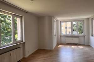 *  Ruhige Lage, helle Wohnung mit Wintergarten  - ID 6579  * – Die vollständige Adresse der Immobilie erhältst du vom Anbieter., 1187 Südvorstadt-West, Dresden – Vorschaubild 4