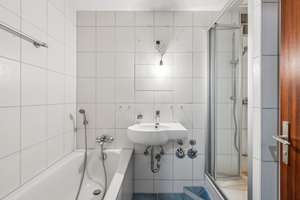 Property thumbnail 12