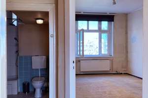 Altbau in Platzlage - sanierungsbedürftige 3-Zimmer Wohnung mit Balkon und Fahrstuhl! – Goslarer Platz 5, 10589 Charlottenburg, Berlin – Vorschaubild 16