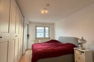 Lichtdurchflutete 3 Zi.-Wohnung in kleiner Wohnanlage mit großem Süd-Balkon, sep. Küche & gr. Keller – Die vollständige Adresse der Immobilie erhältst du vom Anbieter., 82256 Fürstenfeldbruck – Vorschaubild 4