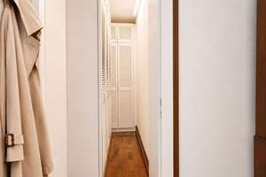 Exklusiver Altbau mit vollem Elbblick: 3-Zimmer Wohnung in Bestlage von Hamburg-Övelgönne – Die vollständige Adresse der Immobilie erhältst du vom Anbieter., 22605 Othmarschen, Hamburg – Vorschaubild 7