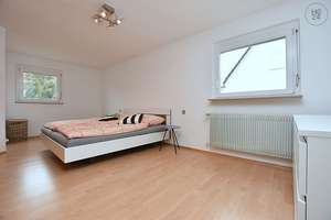 Voll möblierte Doppelhaushälfte mit Garten und Internet in Stuttgart Weilimdorf – Die vollständige Adresse der Immobilie erhältst du vom Anbieter., 70499 Weilimdorf (Ortsteil), Stuttgart – Vorschaubild 11