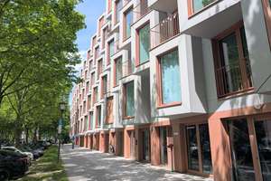KOMPLETT MÖBLIERTE WOHNUNG MIT KÜCHE UND BAD, RAUMWUNDER,DACHTERRASSE + LOUNGE ZUM ARBEITEN – Die vollständige Adresse der Immobilie erhältst du vom Anbieter., 80797 Schwere-Reiter-Straße, München – Vorschaubild 13