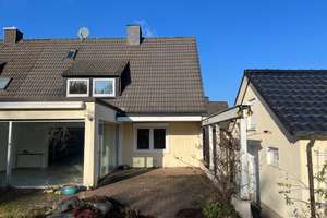 Doppelhaushälfte mit großem Garten in familienfreundlicher Sackgassenlage von Hagen-Dahl – Die vollständige Adresse der Immobilie erhältst du vom Anbieter., 58091 Dahl, Hagen – Vorschaubild 1