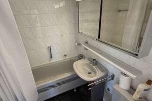 Schicke Dachgeschosswohnung mit großer Sonnenterrasse in Stuttgart-Botnang – Die vollständige Adresse der Immobilie erhältst du vom Anbieter., 70195 Botnang-Nord, Stuttgart – Vorschaubild 12