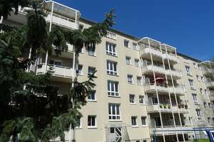 BALKON & WANNE // 2-Zi.-Whg. in ruhiger Seitenstraße