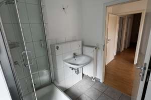 Ruhige 3 Zimmer-Wohnung mit Einbauküche und Balkon in Langenhorn, Hamburg – Die vollständige Adresse der Immobilie erhältst du vom Anbieter., 22417 Langenhorn, Hamburg – Vorschaubild 7