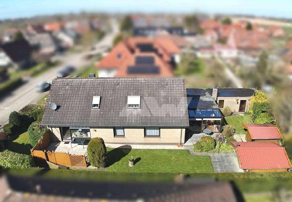 Immobilie in Berumbur - Geräumiges Zweifamilienhaus in unmittelbarer Nähe des Kiessees in Berumbur - Bild 3