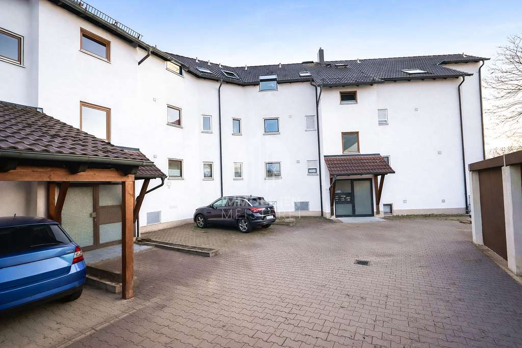 Immobilie in Bellenberg - Helle 3,5-Zimmer-Wohnung mit Balkon und Carport in Bellenberg - Bild 0