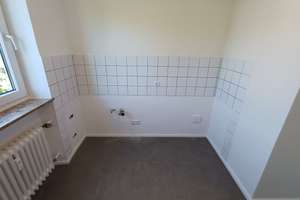 Helle 2-Zimmer-Wohnung mit Balkon in Milbertshofen – Bertholdstraße  4, 80809 Am Riesenfeld, München – Vorschaubild 4