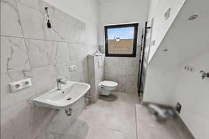Modernisierte 2-Zimmer-Wohnung mit sonnigem Balkon in Trudering – Die vollständige Adresse der Immobilie erhältst du vom Anbieter., 81825 Gartenstadt Trudering, München – Vorschaubild 9