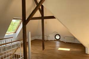 Penthouse - stilvoll & sonnig im Essener Südviertel – Die vollständige Adresse der Immobilie erhältst du vom Anbieter., 45128 Südviertel, Essen – Vorschaubild 15