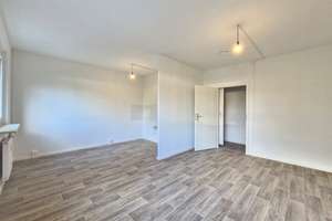Ab Oktober! Süße 1-Zimmer-Wohnung! Perfekt für die Ausbildung oder das Studium! – Ringstraße 185, 4209 Grünau-Mitte, Leipzig – Vorschaubild 2