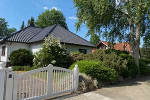 Wohnen mit Charakter: Einfamilienhaus in Hamburg-Niendorf – Die vollständige Adresse der Immobilie erhältst du vom Anbieter., 22453 Niendorf, Hamburg – Vorschaubild 2
