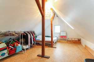 Provisionsfrei! 2017 kernsaniertes, gehobenes Einfamilienhaus - Einziehen und einfach wohlfühlen – Hannover – Vorschaubild 12