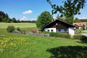 Charmantes Zweifamilienhaus in ruhiger Ortsrandlage von Viechtach – Regen (Kreis) – Vorschaubild 3