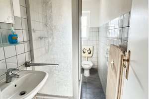 Charmante 2-Zimmer-Wohnung im 1. Obergeschoss mit Potenzial in gepflegtem Altbau – Olbersstraße 51G, 10589 Charlottenburg, Berlin – Vorschaubild 8