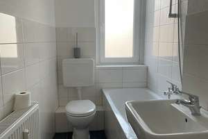 *Charmante 2-Zimmer-Wohnung mit Balkon und Einbauküche* – Geibelstr. 8, 47057 Neudorf-Nord, Duisburg – Vorschaubild 3