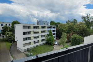 Von Privat: Helles 3-Zimmer-Idyll mit Traumblick in Stuttgart-Untertürkheim – In der Au 11, 70327 Lindenschulviertel, Stuttgart – Vorschaubild 10