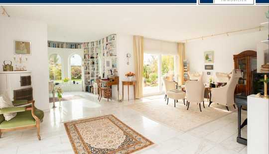 Bild von Freistehendes Einfamilienhaus mit Einliegerwohnung und Süd-West Garten in ruhiger Wohnrandlage