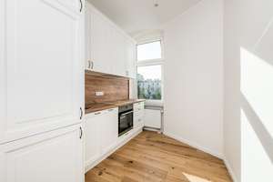Einziehen und wohlfühlen: Altbau neu gedacht – Erstbezug nach Sanierung! 4 Zi, 130 m² mit Balkon! – Baumschulenstraße 11, 12437 Baumschulenweg, Berlin – Vorschaubild 2