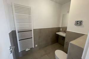 Property thumbnail 32