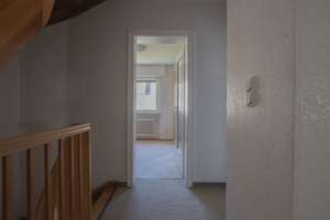 Attraktives REH mit schönem Garten und Garage in guter, ruhiger Wohnlage von Nieder-Eschbach. – 60437 Nieder-Eschbach, Frankfurt am Main – Vorschaubild 39