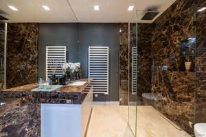 Luxuriöses 4-Zimmer Maisonette-Penthouse am Herzogpark mit weitläufiger Dachterrasse, zwei Balkonen. – Die vollständige Adresse der Immobilie erhältst du vom Anbieter., 81925 Herzogpark, München – Vorschaubild 20
