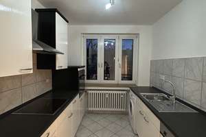 Lebendiges Stadtleben: 2-Zimmer-Wohnung mit Garage – Alfredstraße 245, 45131 Rüttenscheid, Essen – Vorschaubild 4