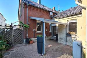 Von privat: Gemütliche Doppelhaushälfte mit historischem Charme, Hof und Garten in Duisburg-Homberg – Die vollständige Adresse der Immobilie erhältst du vom Anbieter., 47198 Alt-Homberg, Duisburg – Vorschaubild 17