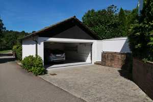 Stilvolle Villa mit großem Grundstück & Schwimmhalle | 14 Zimmer, 4 Bäder im Raum Backnang – Rems-Murr-Kreis – Vorschaubild 8