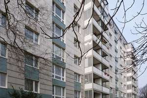 Senioren aufgepasst - große 3-Raumwohnung in Elbnähe – Jakobstr. 4, 39104 Altstadt, Magdeburg – Vorschaubild 1