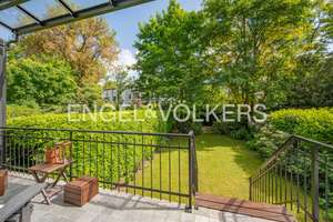 Villa mit Seltenheitswert – und vielen Möglichkeiten. – Die vollständige Adresse der Immobilie erhältst du vom Anbieter., 22301 Winterhude, Hamburg – Vorschaubild 1