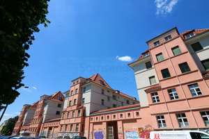 ***CONNEWITZ***Schön geschnittene 3-Raumwohnung mit Parkett und Loggia***Nur SELTEN im VERKAUF***