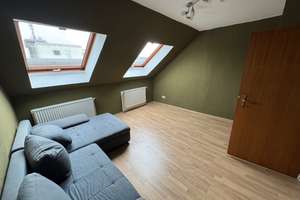 Geräumige Dachgeschoss Wohnung in guter Lage von Duisburg – Die vollständige Adresse der Immobilie erhältst du vom Anbieter., 47057 Neudorf-Nord, Duisburg – Vorschaubild 5