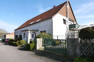 Sanierungsbedürftiges Haus auf hervorragend bebaubarem Grundstück – Die vollständige Adresse der Immobilie erhältst du vom Anbieter., 33181 Bad Wünnenberg – Vorschaubild 2