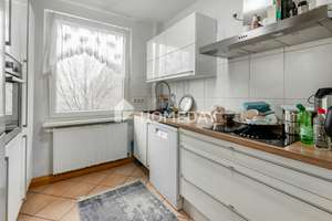 Zusammengelegt und modernisiert – großzügige Wohnung mit zwei Kellerräumen in Bochum-Hamme – Die vollständige Adresse der Immobilie erhältst du vom Anbieter., 44809 Hamme, Bochum – Vorschaubild 4