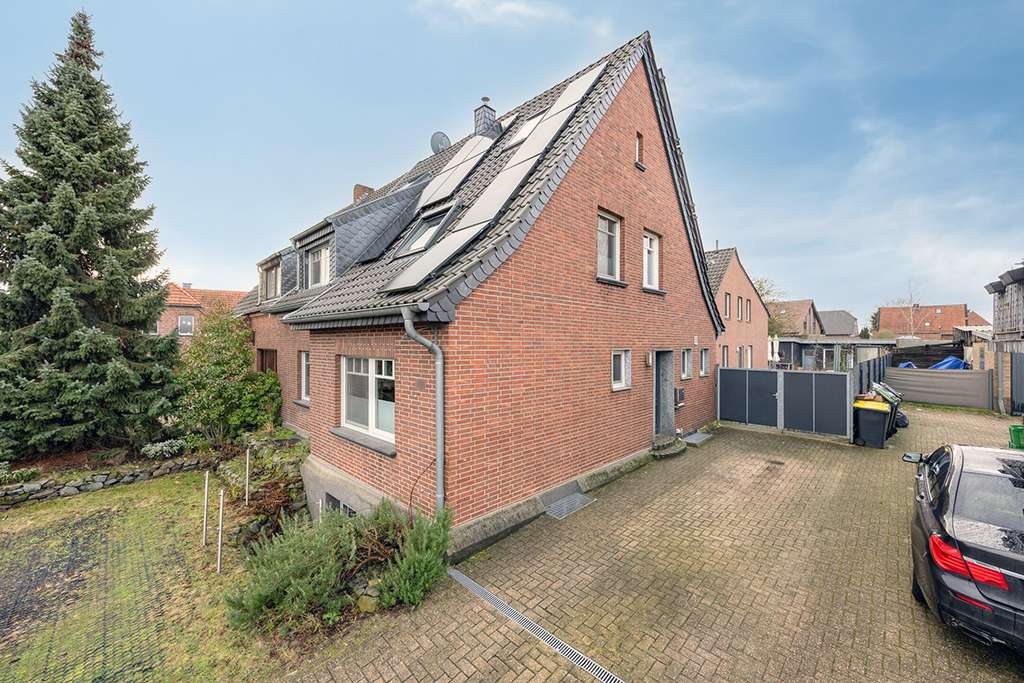 Immobilie in Weeze - Zwei Häuser, ein Preis! - Bild 2