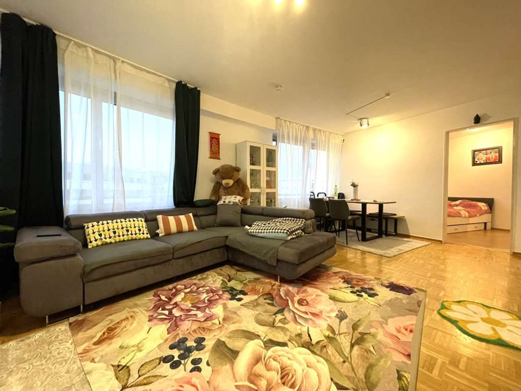 Wunderschöne gepflegte 2-Zimmer-Wohnung mit in zentraler Lage von Frankfurt / Gallus