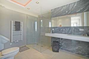 Property thumbnail 18