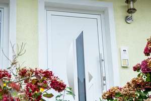 Zweifamilienhaus zu verkaufen – Perfekt für Eigennutzer & Investoren – Die vollständige Adresse der Immobilie erhältst du vom Anbieter., 94034 Patriching, Passau – Vorschaubild 4