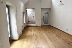 Einzigartiges Seitenflügelhaus in der Lübecker Innenstadt – Die vollständige Adresse der Immobilie erhältst du vom Anbieter., 23552 Innenstadt, Lübeck – Vorschaubild 11