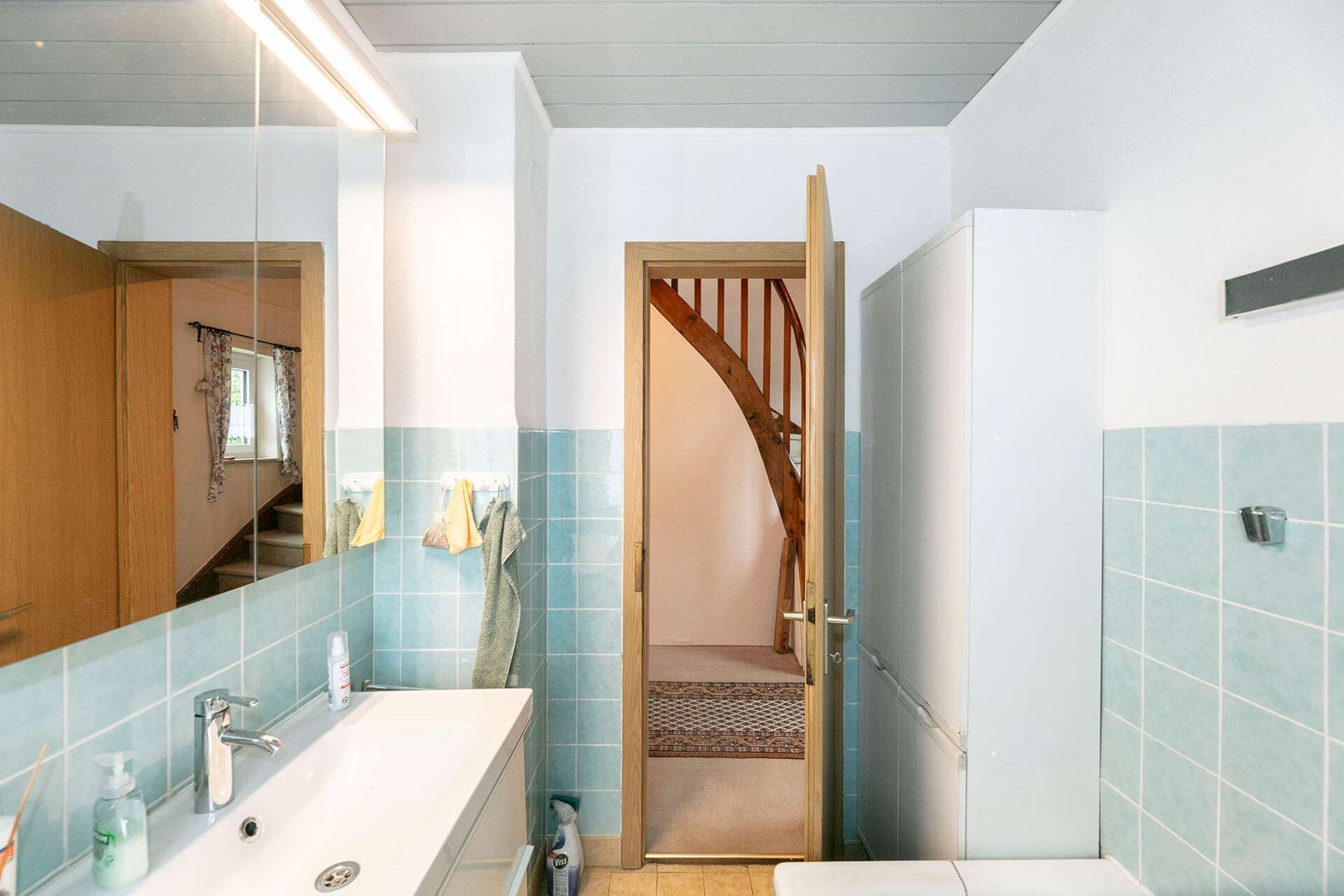 Immobilie in Waldstetten - Ihr Wohntraum: Haus im Grünen mit Bauplatzreserve - Bild 1