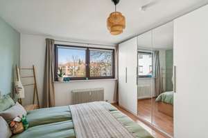 Lichtdurchflutete 3-Zimmer-Wohnung nahe der Isar in München-Thalkirchen – mit sonnigem Balkon – Die vollständige Adresse der Immobilie erhältst du vom Anbieter., 81379 Thalkirchen, München – Vorschaubild 8