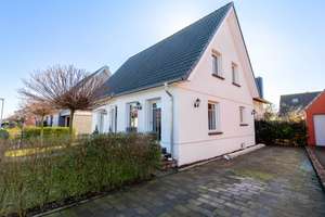 Stilvoll wohnen & arbeiten: Hochwertiges Zuhause mit Pool, PV-Anlage, Büro & 5 Schlafzimmern – Die vollständige Adresse der Immobilie erhältst du vom Anbieter., 47624 Kevelaer – Vorschaubild 43