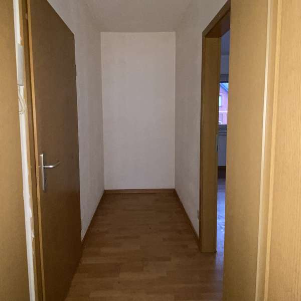 *** charismatische 2-Zimmer-Wohnung - frischer Neuanstrich - zentral gelegen - Alsdorf ***