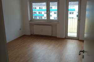 Gut geschnittene 4-Zimmer Wohnung mit 2 Balkonen in Köln Altstadt & Neustadt-Süd – Die vollständige Adresse der Immobilie erhältst du vom Anbieter., 50676 Altstadt/Süd, Köln – Vorschaubild 19