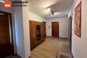 Gepflegtes Zweifamilienhaus mit großzügigem Grundstück, Terrasse, Balkon und Garage in Mutlangen – Spagenstraße 10, 73557 Mutlangen – Vorschaubild 7